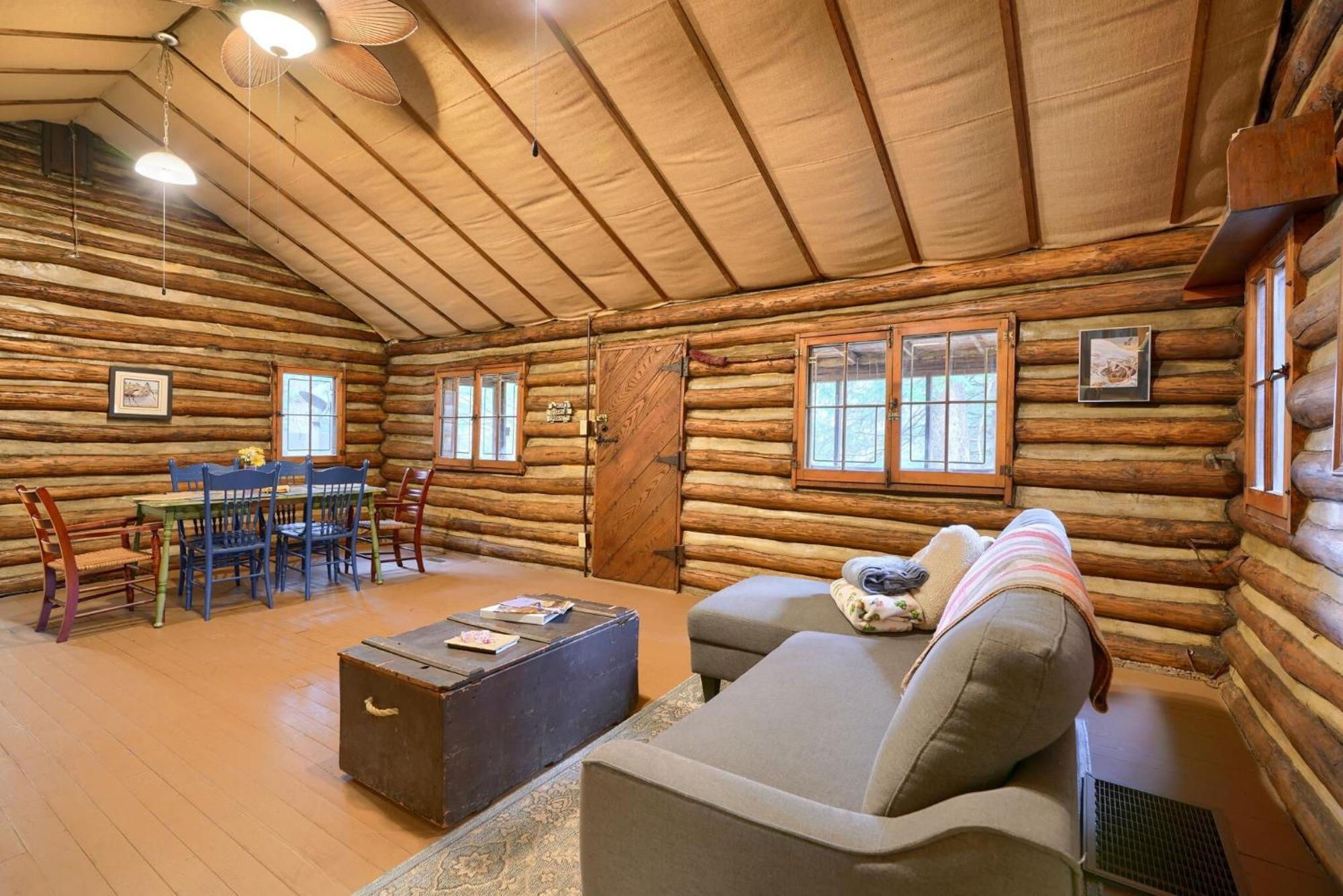 Russell Cabin Logan Exterior foto